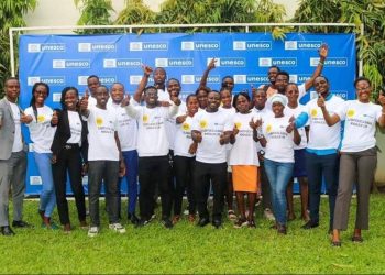 Bénévoles de l’Éducation aux Médias et à l’Information (BEMI) : Former les Cybercitoyens de Demain